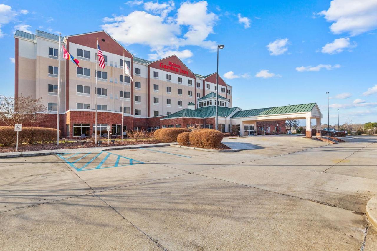 Hilton Garden Inn Старквил Екстериор снимка