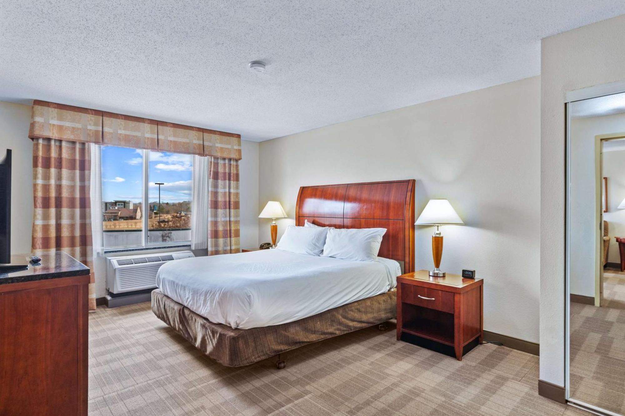 Hilton Garden Inn Старквил Екстериор снимка