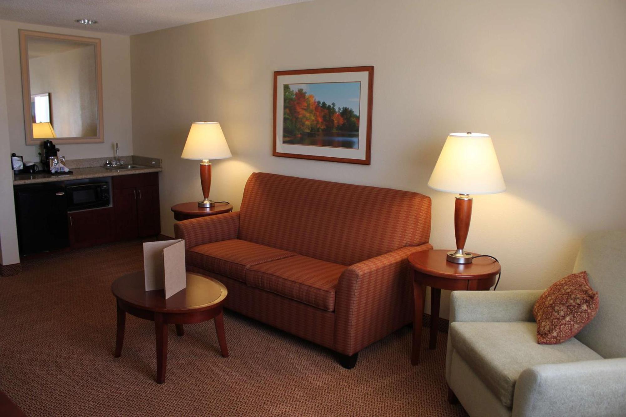 Hilton Garden Inn Старквил Екстериор снимка