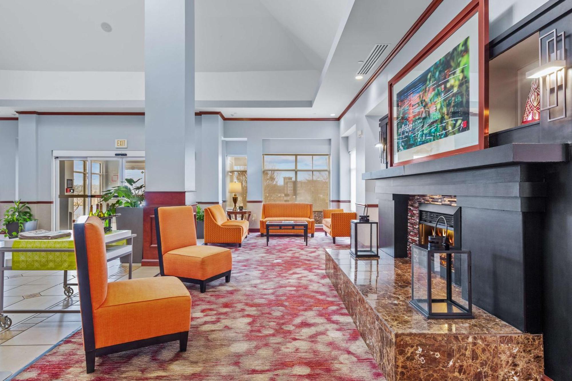 Hilton Garden Inn Старквил Екстериор снимка